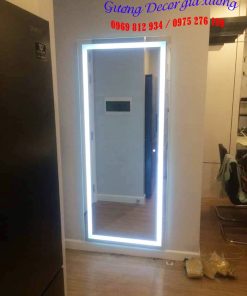 Gương đèn led cảm ứng toàn thân