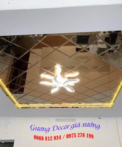 Gương ghép dán trần trang trí