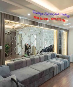 Gương ghép dán tường sofa phòng khách