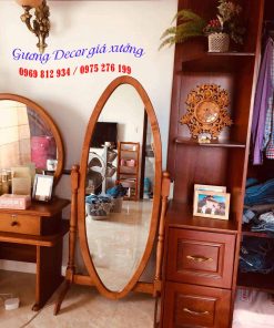 Gương viền gỗ quả trứng