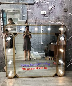 Gương bóng đèn ảnh viện áo cưới