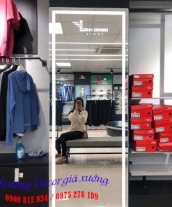 Gương Led shop quần áo giày dép