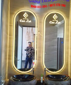 Gương led khắc logo nhà hàng