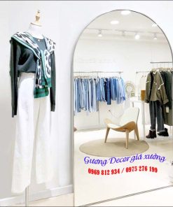 Gương viền thép vòm cho shop